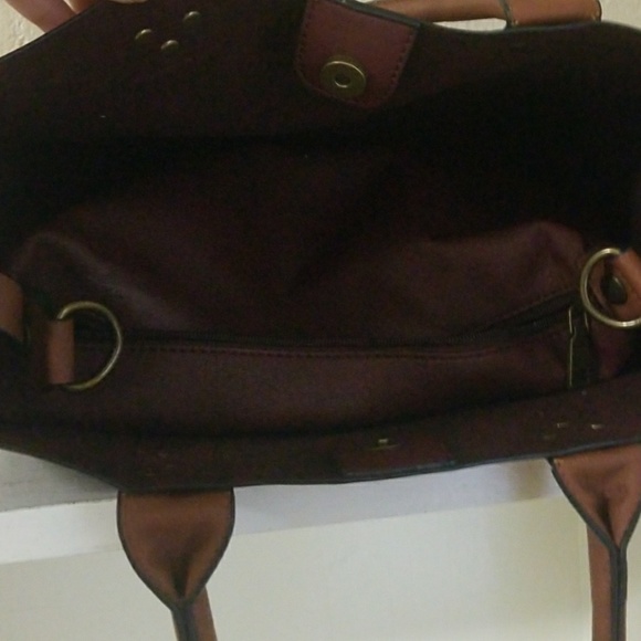 Purse - Picture 3 of 3